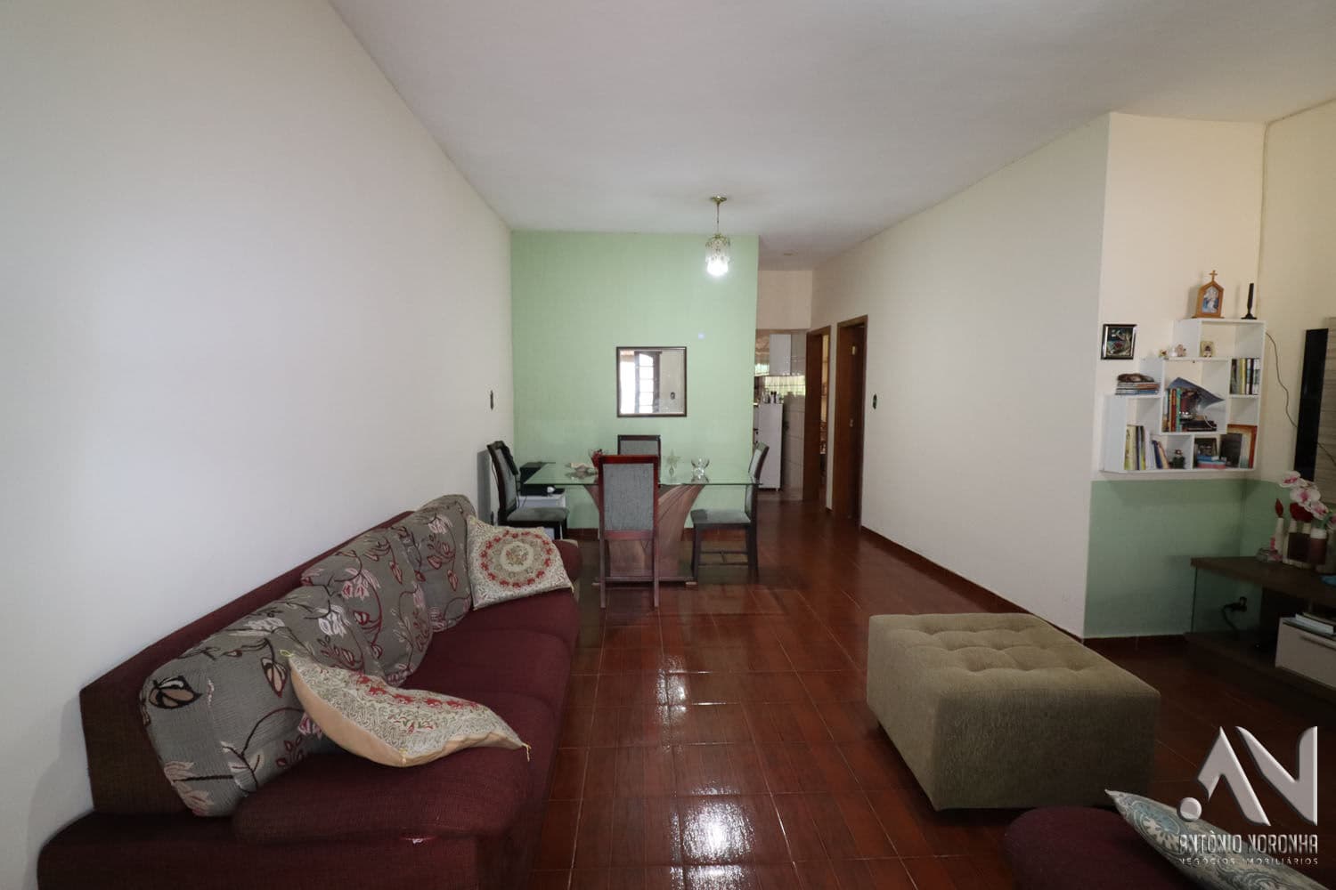 VENDO imóvel residencial com 2 moradas com escrituras individuais