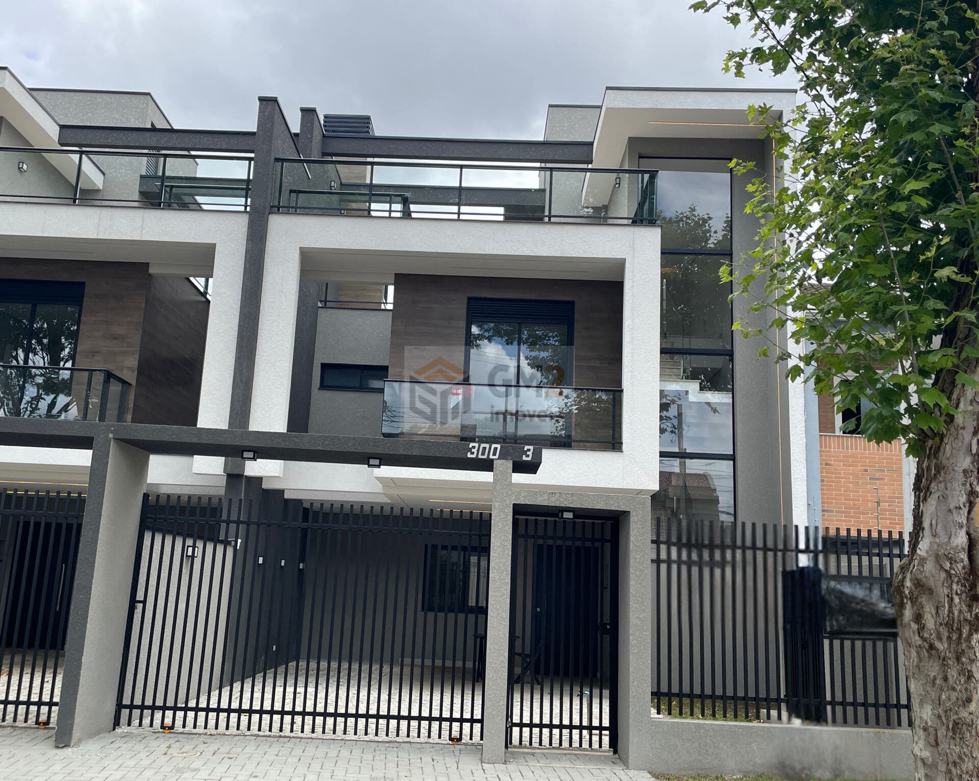 Triplex 3 Quartos no Pineville 167m²