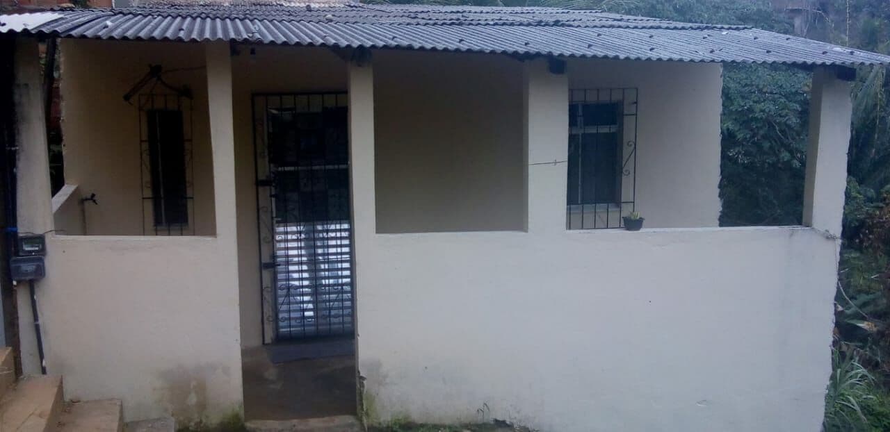 Casa em Salvador - Cajazeiras XI