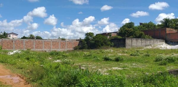 Lote/Terreno em Camaçari - Jauá