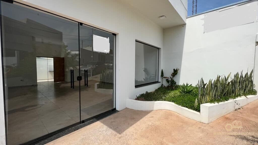 Casa com comércio à venda no bairro Jardim Paraíso em Brotas/SP