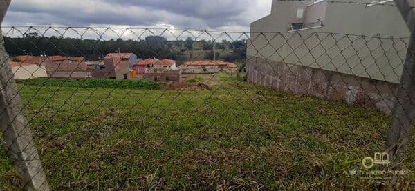 Terreno à venda no bairro Jardim Parize em Brotas/SP com 250,00 m2