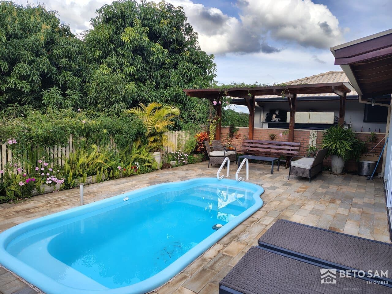Linda casa à venda no Residencial Jacaúna em Brotas/SP