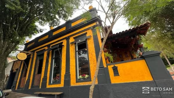 Salão Comercial à venda próximo ao Parque dos Saltos em Brotas/SP