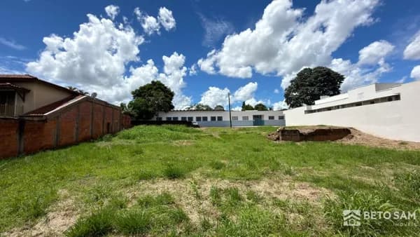 3 terrenos com vista à venda no Bela Vista