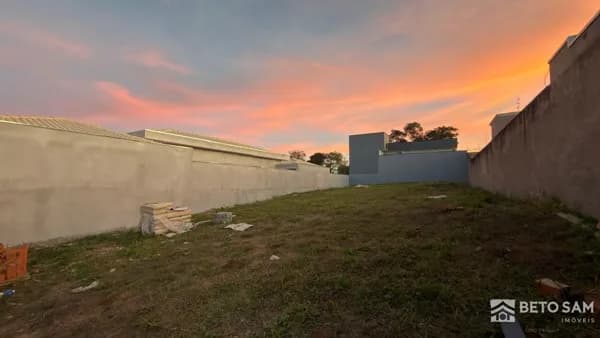 Terreno à venda com 390,00m² no Jardim Paraíso em Brotas/SP