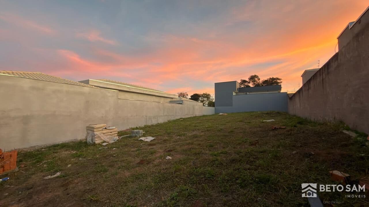 Terreno à venda com 390,00m² no Jardim Paraíso em Brotas/SP