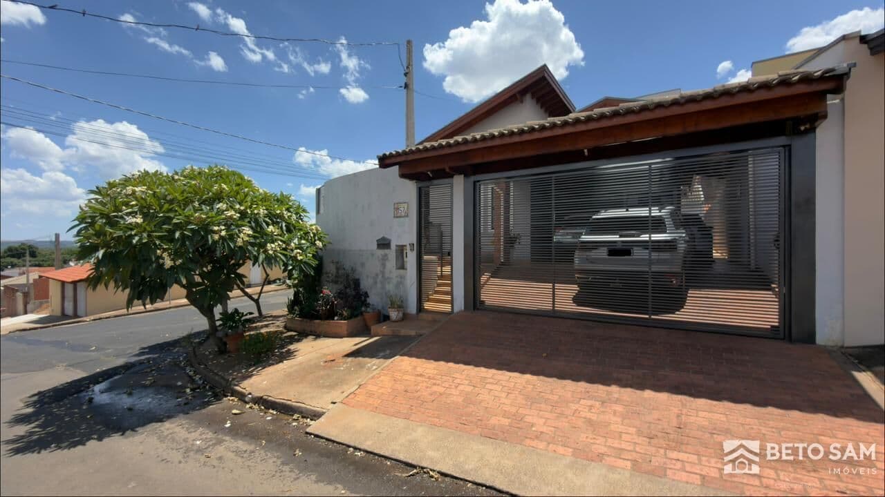 Casa à venda com edícula à venda no Jardim das Flores