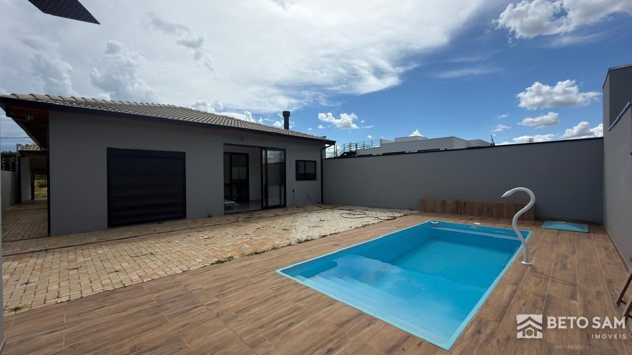 Casa nova à venda no bairro Jardim Paraíso em Brotas/SP