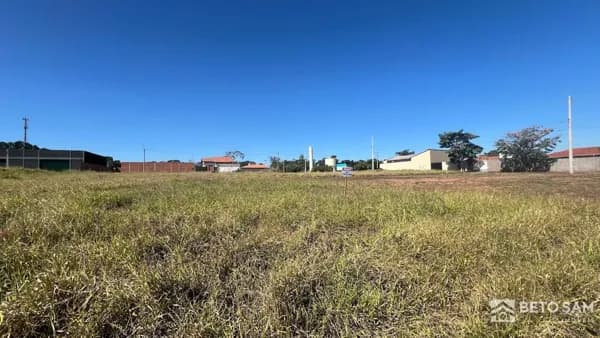 Terreno à venda com área de 453,21 m² à venda no Santa Cecília IV