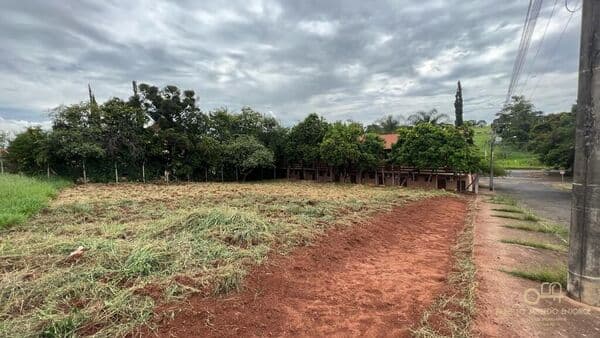 Terreno com 450,00m2 no Jardim Cívitas em Brotas/SP