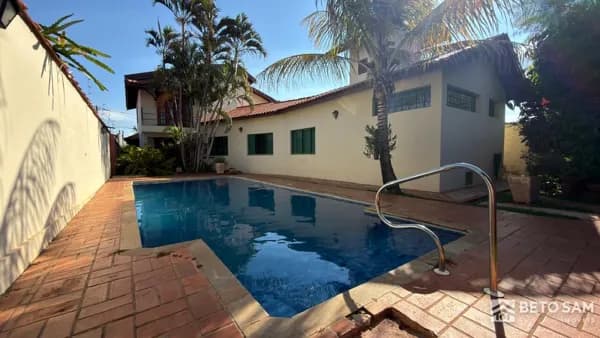 Casa aconchegante à venda na Bela Vista em Brotas/SP