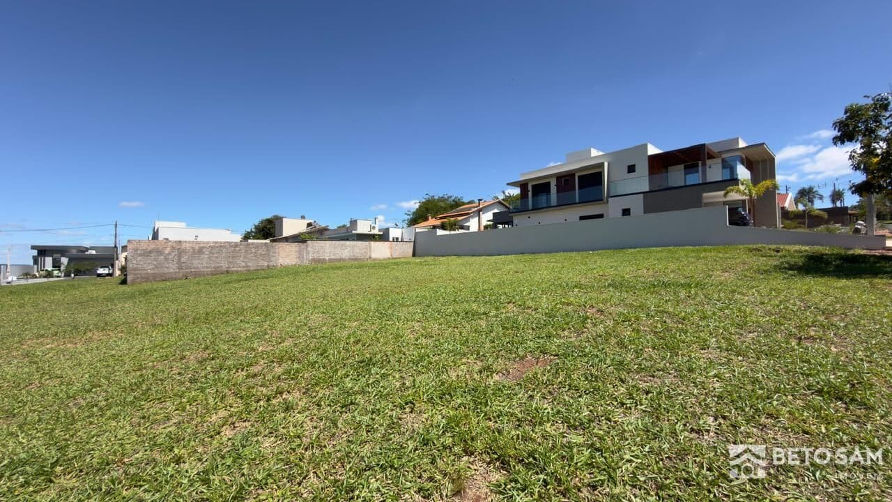Terreno à venda no Residencial Jacaúna em Brotas/SP