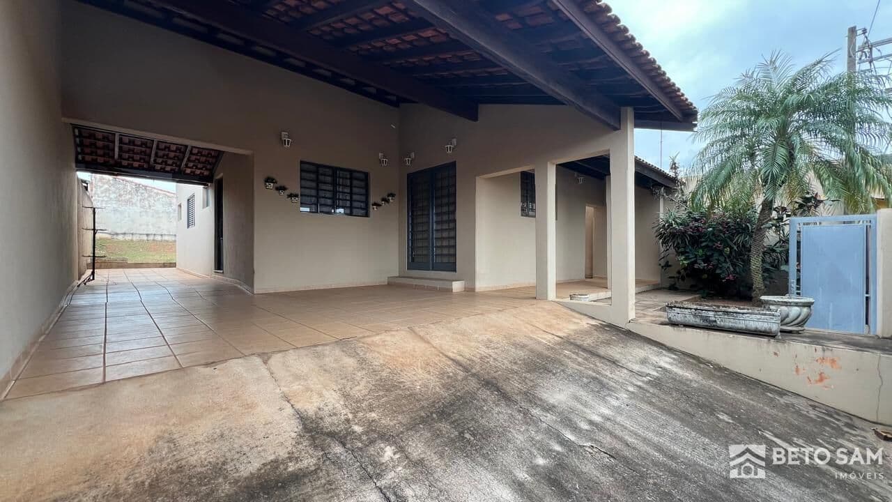 Casa mobiliada à venda no Jardim Planalto