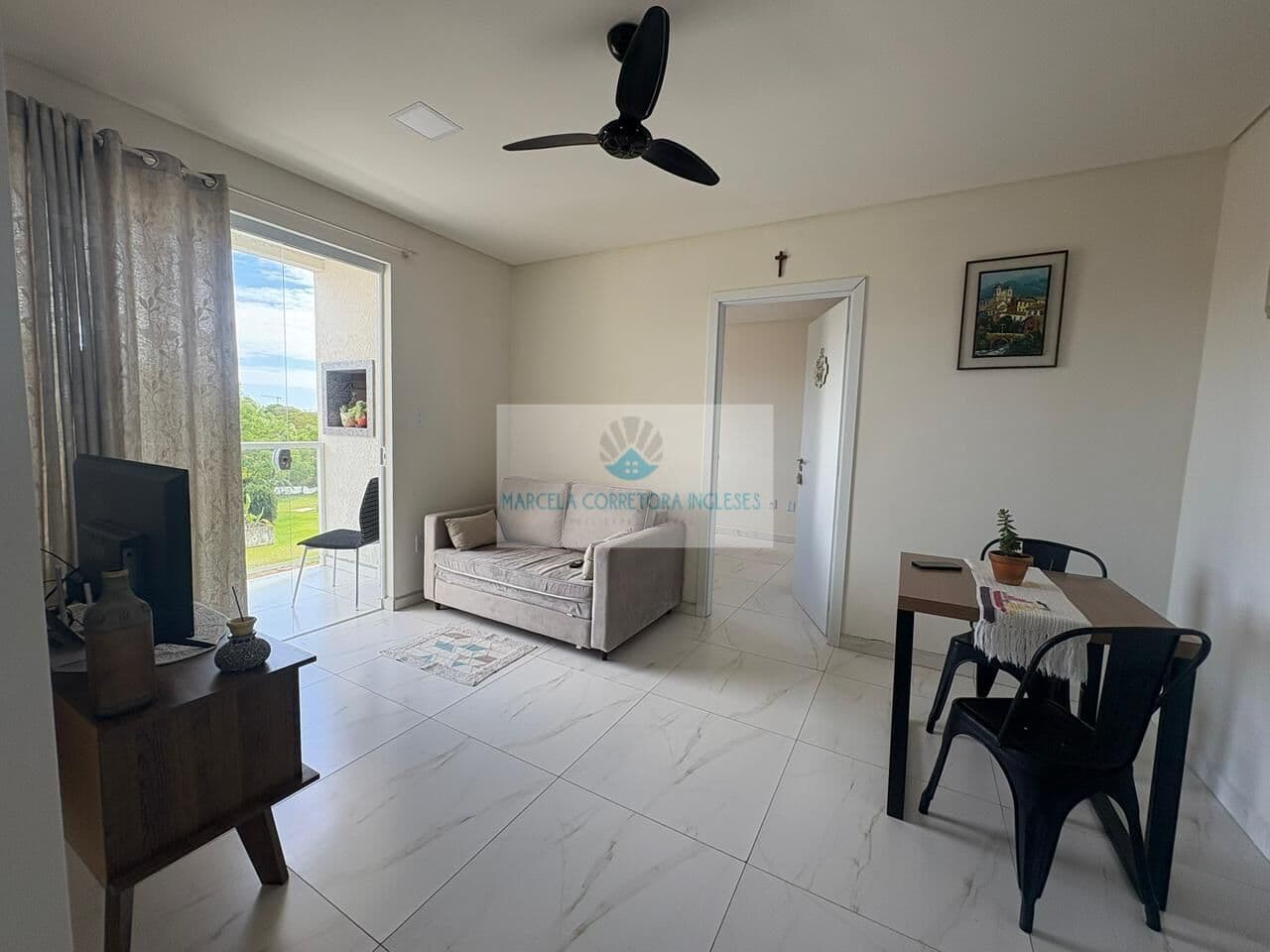 Apartamento 950 metros do centrinho e do mar