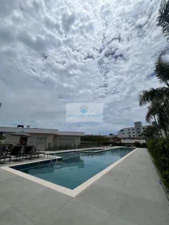 Apartamento mobiliado, 200 metros da praia