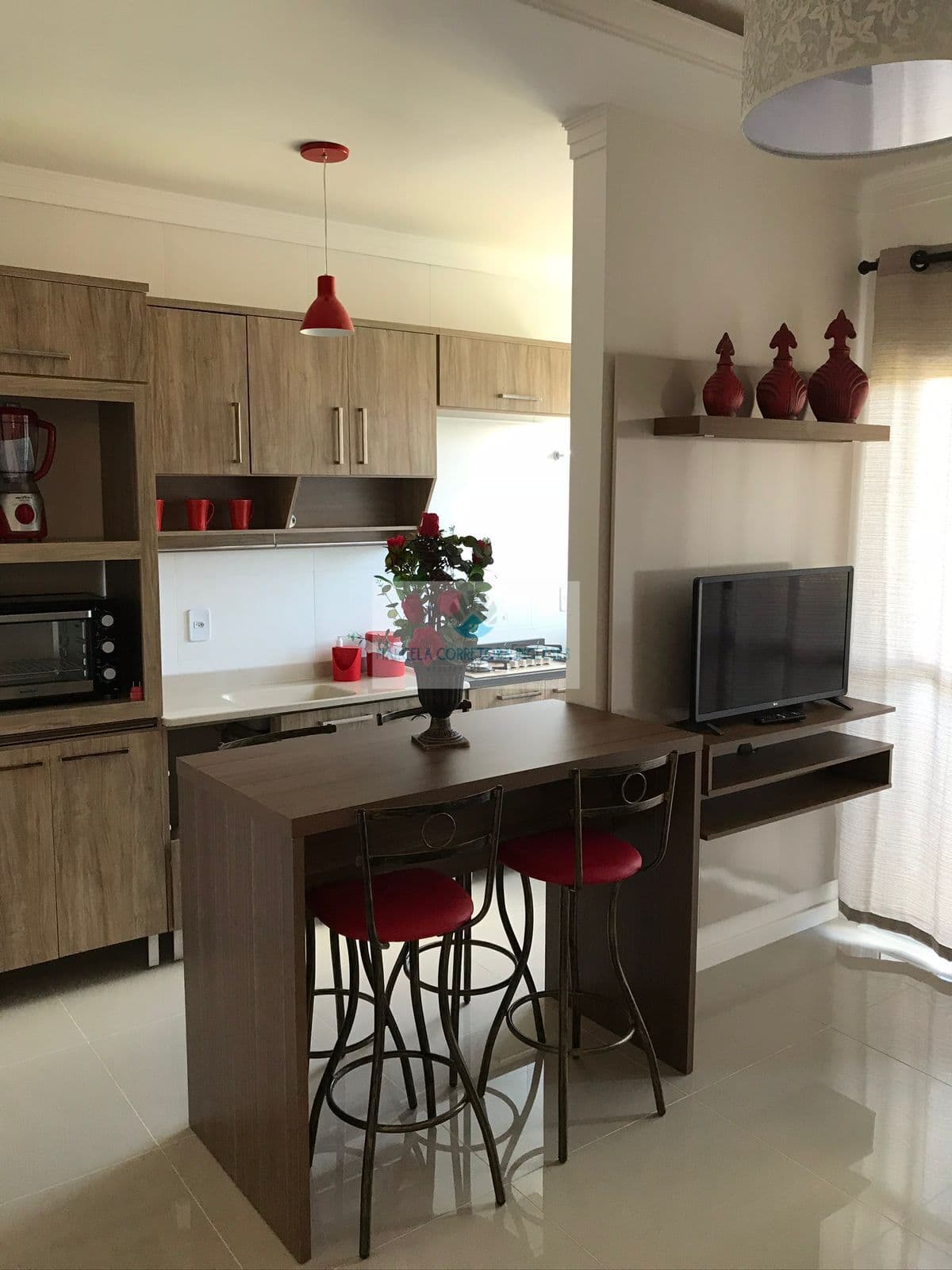 Apartamento mobiliado, pronto para morar ou investir, com 65m² bem distribuídos: