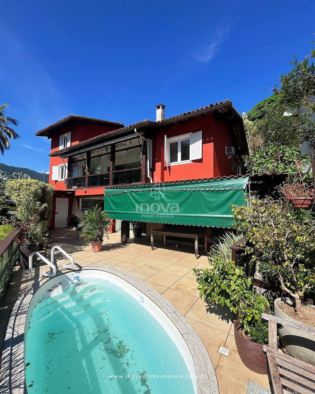 Casa de Alto Padrão com Vista para o Mar – Condomínio Marinas – Angra dos Reis/RJ