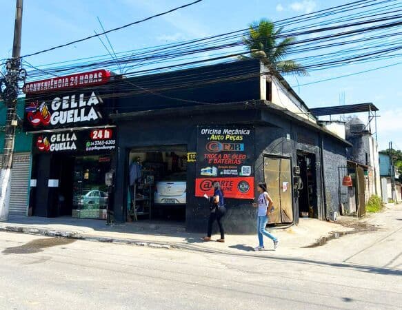 Imóvel comercial à venda na Japuíba – 3 lojas + casa e terreno em ponto estratégico de Angra dos Reis