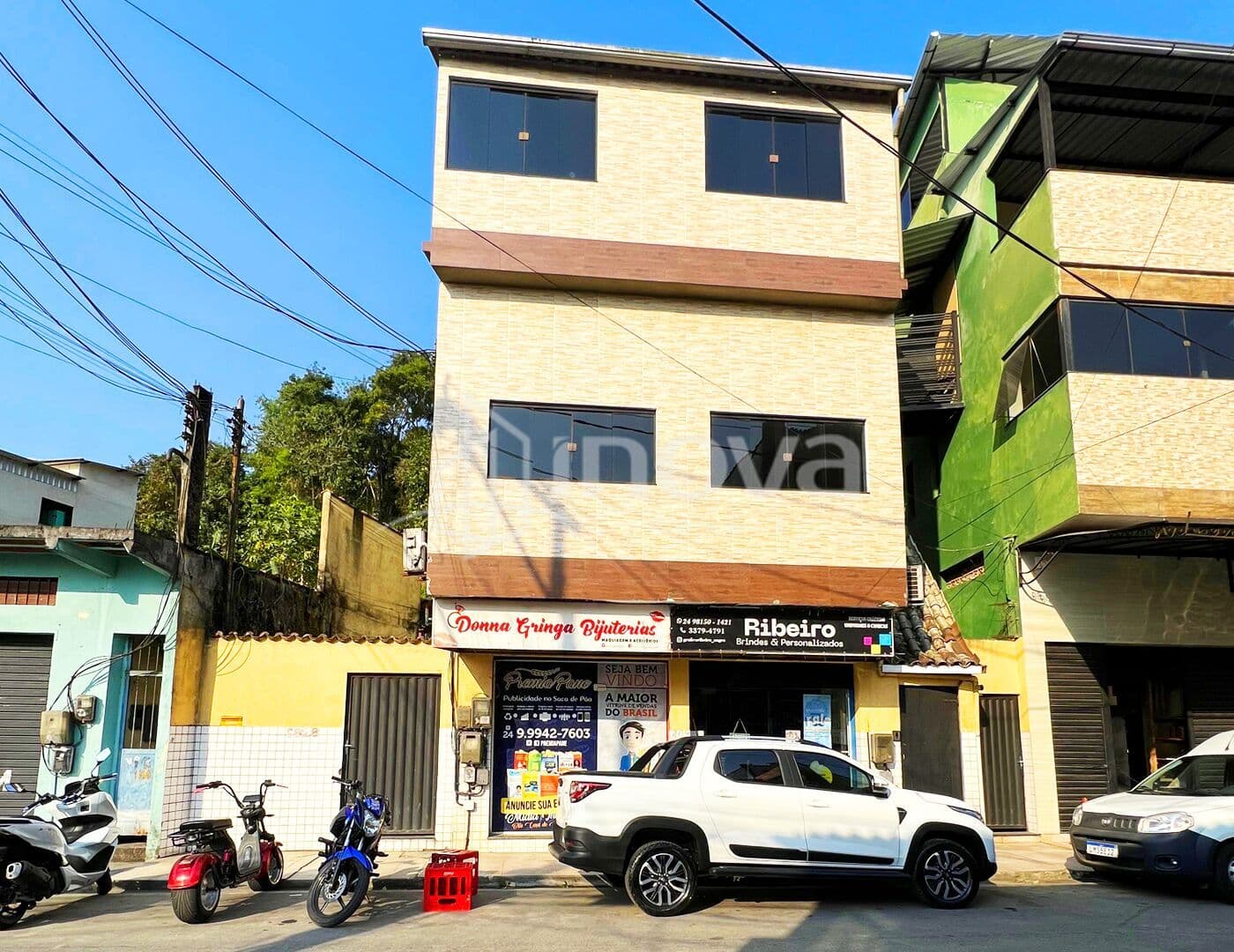 Prédio à venda na Japuiba em Angra dos Reis - RJ
