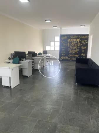 Prédio Comercial com 2 salas para locação em Chácara Santo Antônio - São Paulo/SP