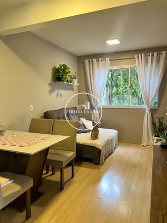 Belo apartamento no Jd. Helga!
