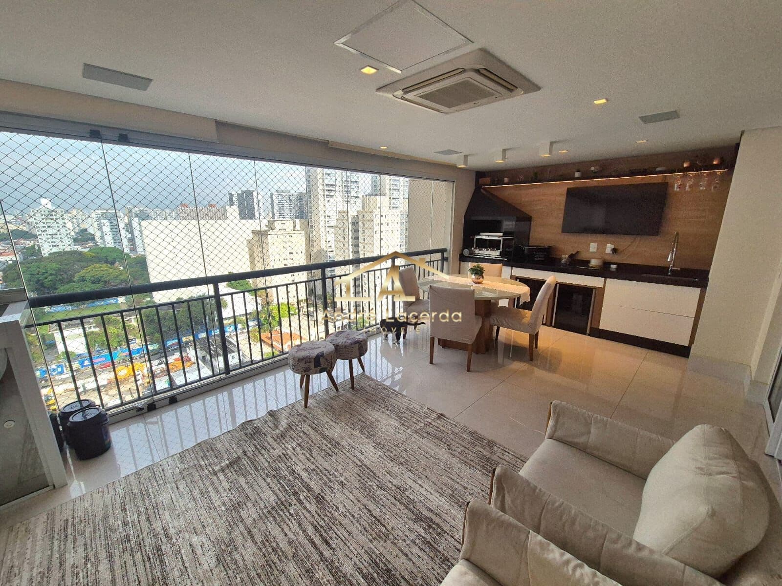 Lindo Apartamento Tatuapé / SP - Varanda Gourmet