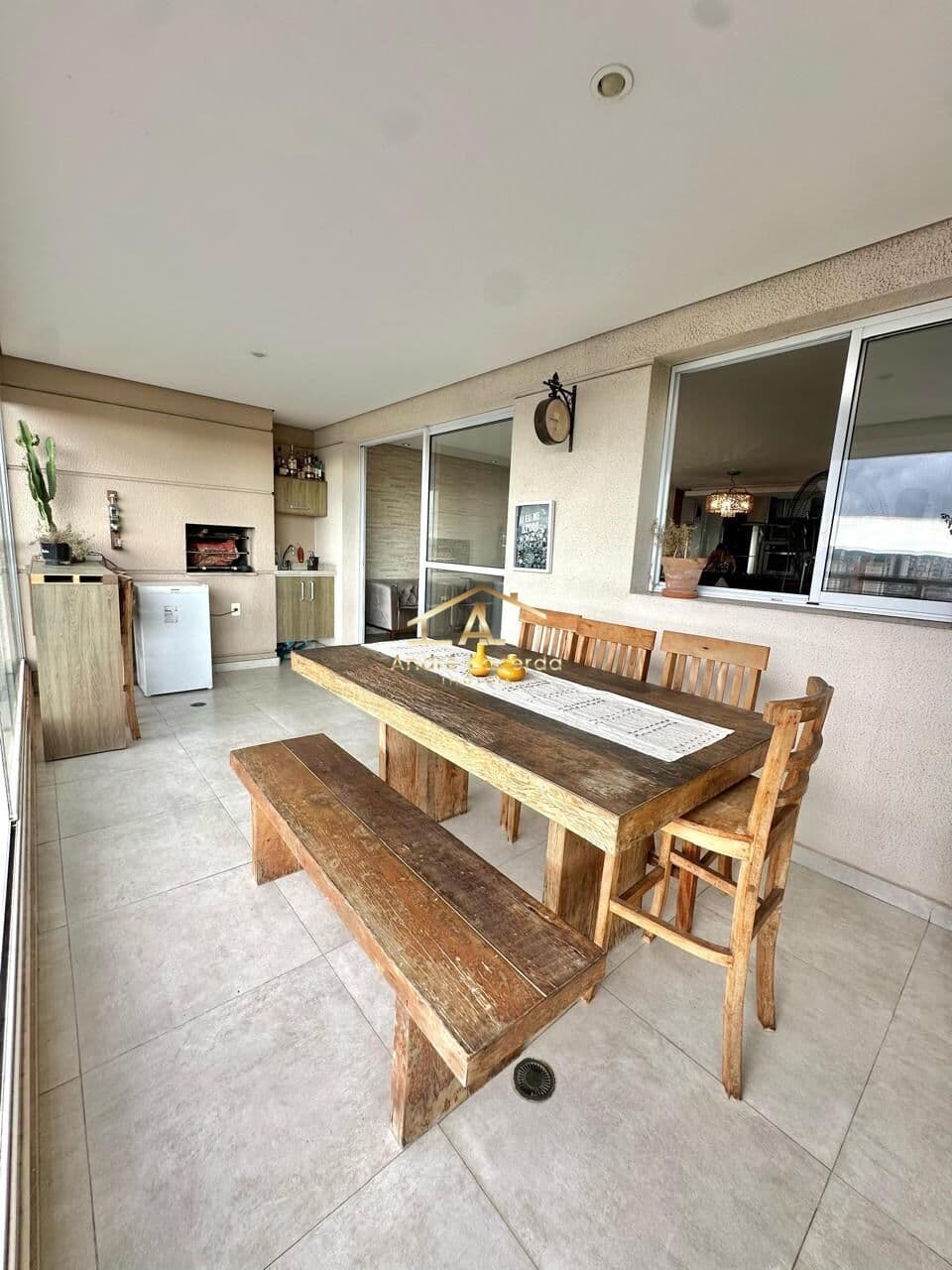 Apartamento com 123 mts - Andar alto - Tatuapé/SP