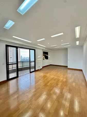 Lindo Apartamento - Reformado - Ao lado Shopping Anália Franco