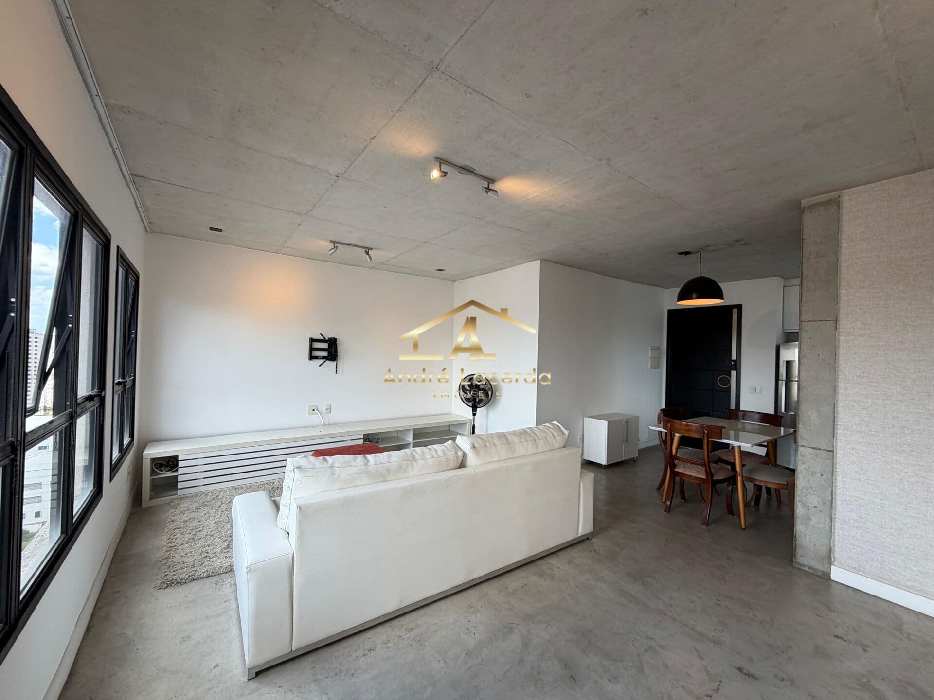 Apartamento Mobiliado - Locação - Anália Franco