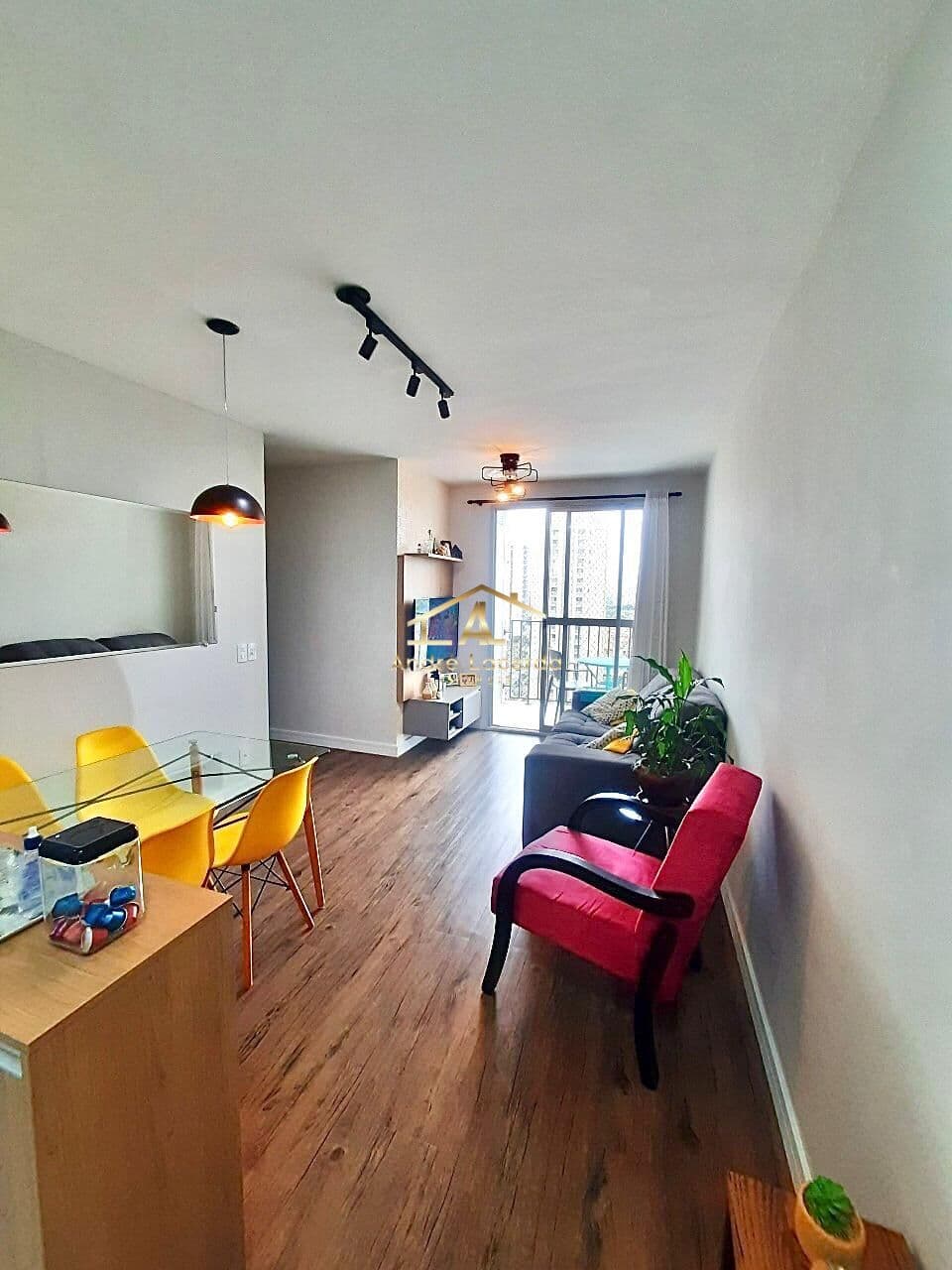 Excelente Apartamento - Parques São Jorge/SP