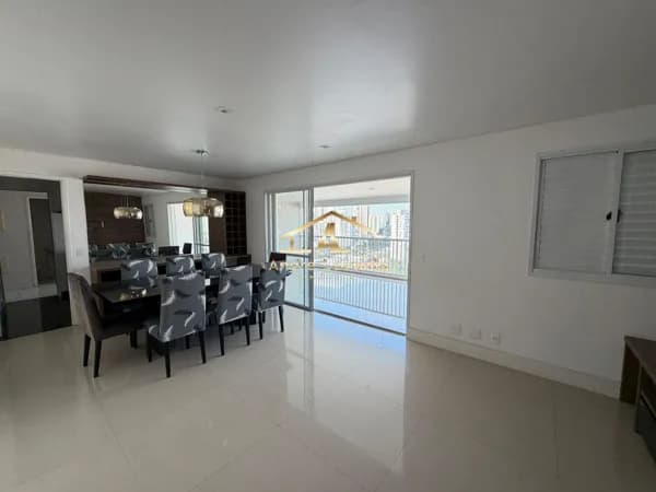 Totalmente Mobiliado - Apartamento em Vila Regente Feijó, São Paulo/SP