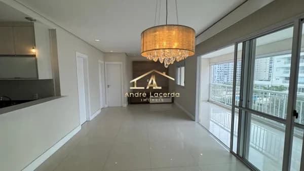 Lindo Apartamento - Vila Regente Feijó / SP
