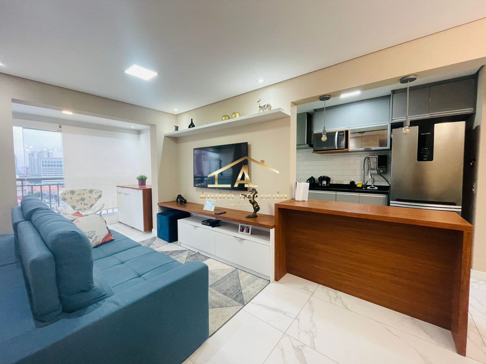 Apartamento com 2 dormitórios à venda na Vila Carrão, São Paulo, SP.