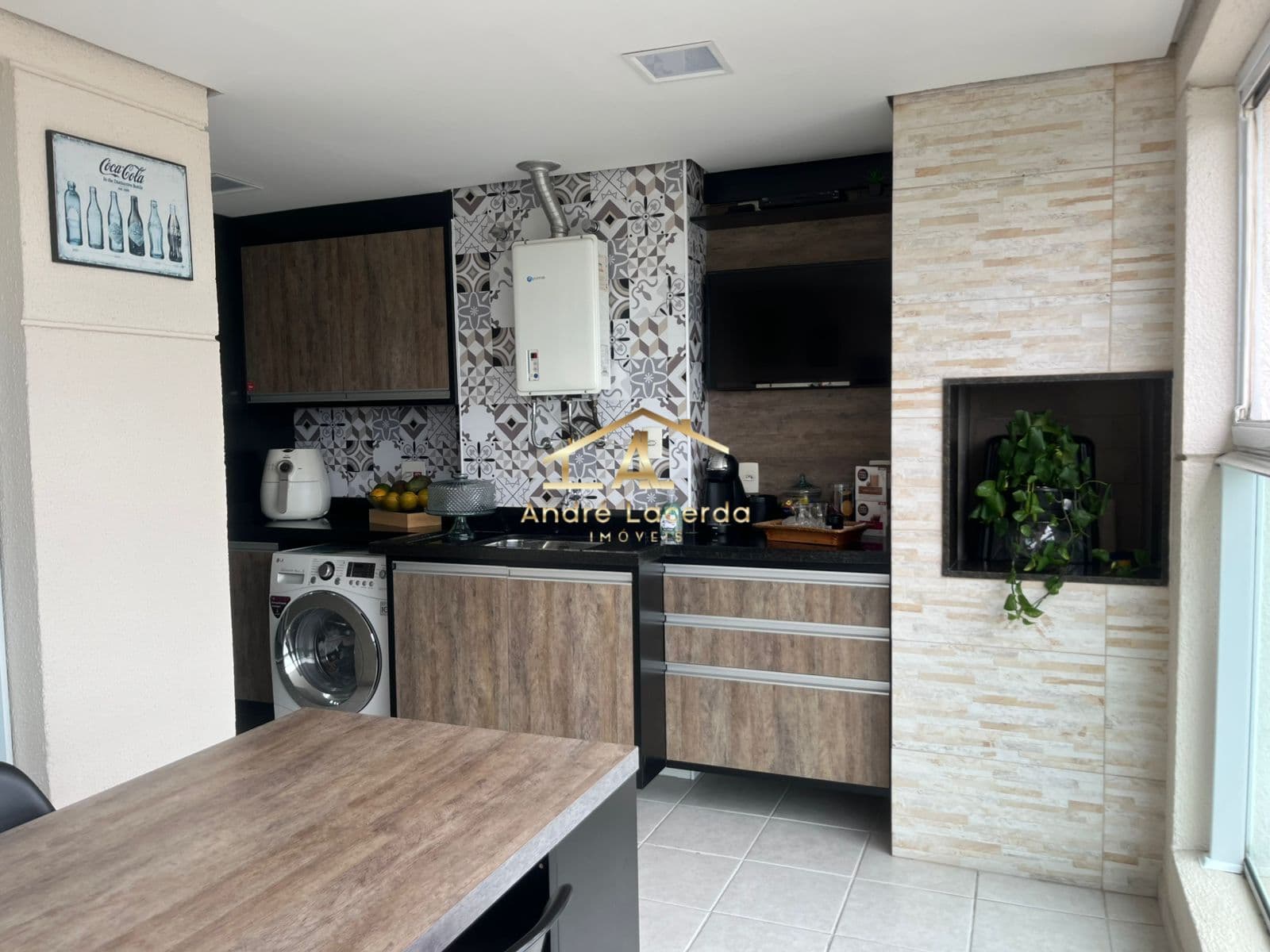 Lindo Apartamento - Varanda Gourmet - Vila Ema / SP