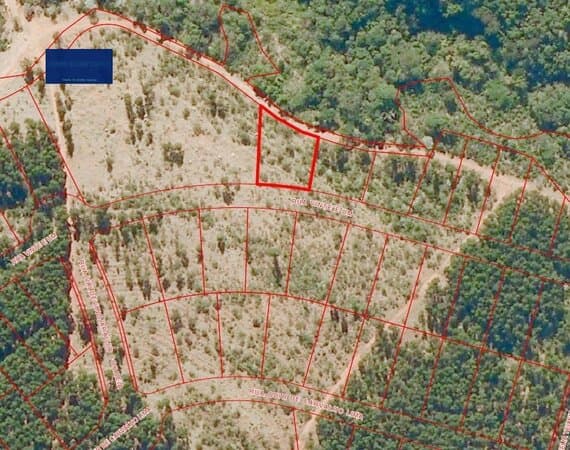 Terreno em Condomínio para Venda em Sousas Campinas-SP