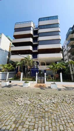 Apartamento em Cabo Frio - Algodoal