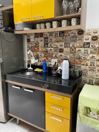 Apartamento dois quartos na Olegario Maciel 240.000,00