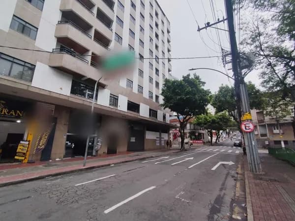 Apartamento 2 quartos no Centro , rua Benjamim Constant em Juiz de Fora/MG