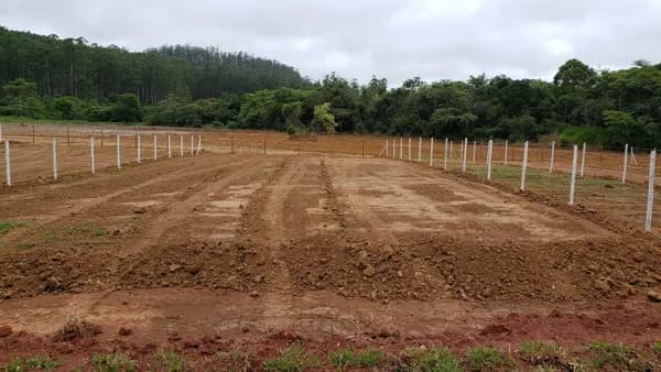 Lote em Chapéu D'uvas com 445m² por R$54.900,00