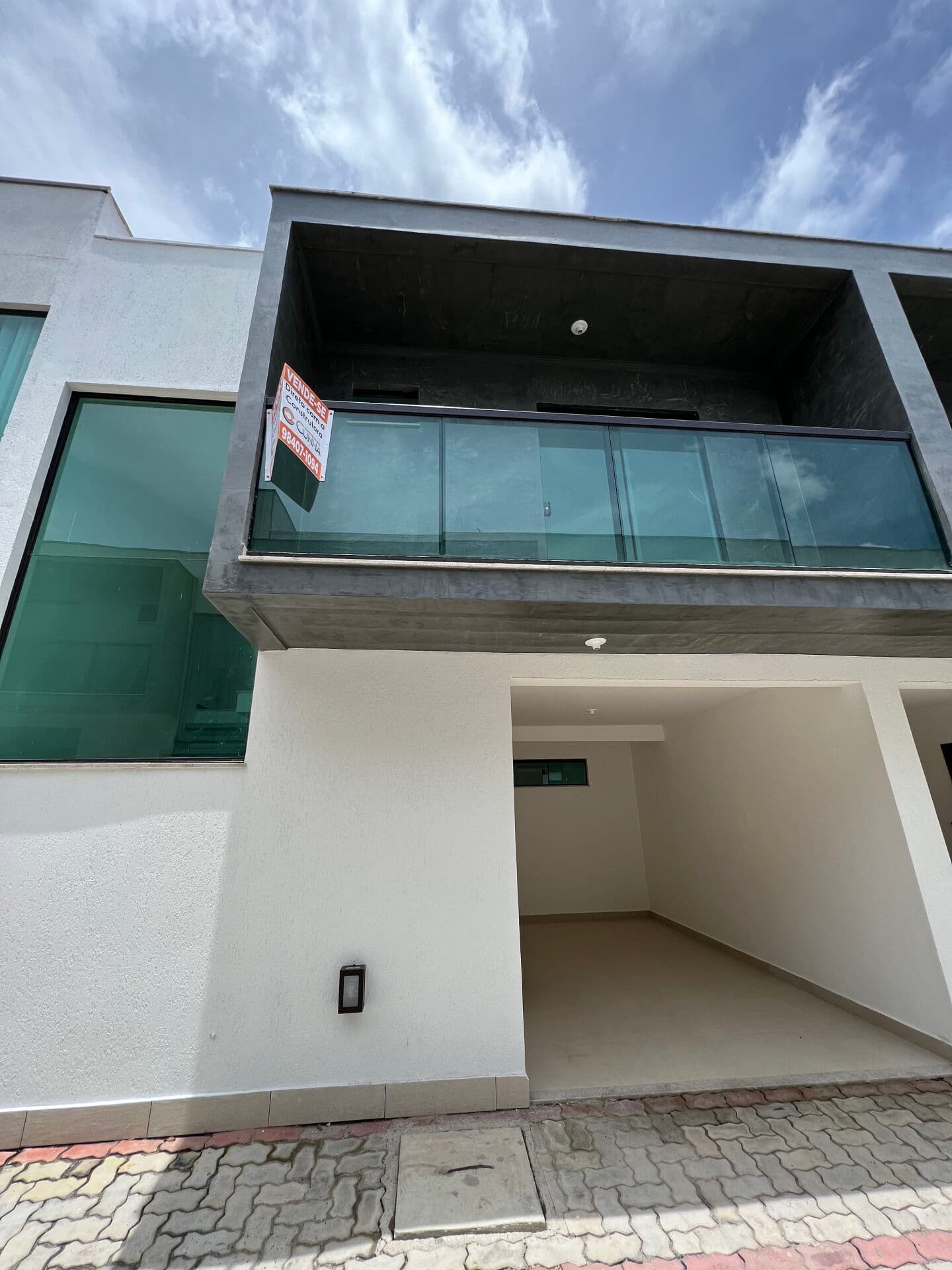 Casa 2 suítes no bairro Marilândia com 100m² por R$409.000,00