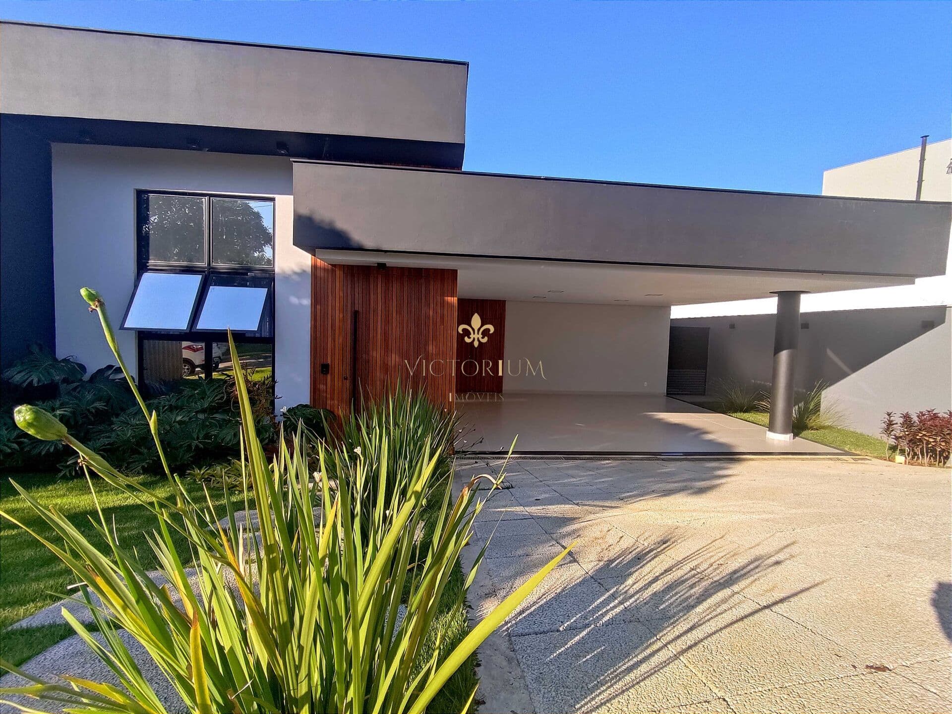Casa Alto Padrão com 3 suítes no Condomínio Alvim Juiz de Fora -MG por R$1.890.000,00