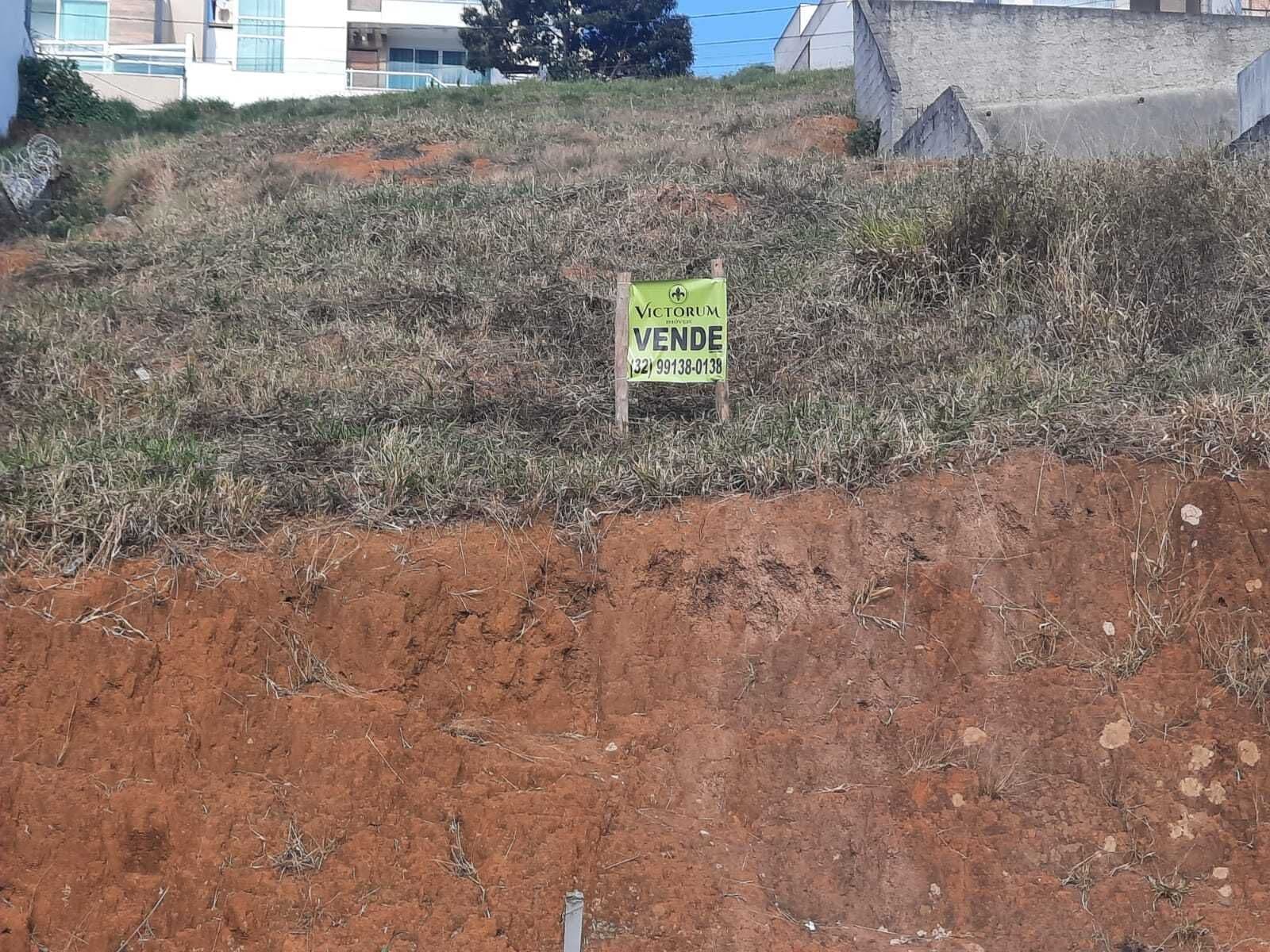 Terreno com 360 metros quadrados no Condomínio Via do Sol por R$189.000,00 Juiz de Fora - MG