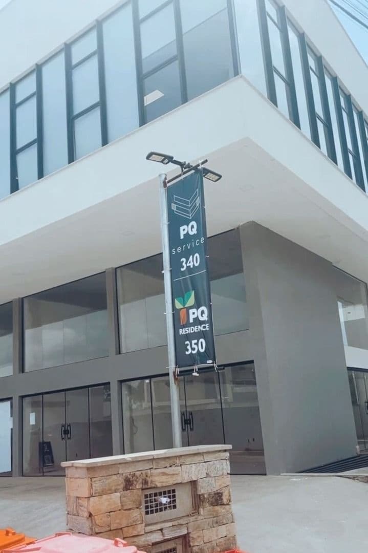 Loja Comercial Estrategicamente Localizada