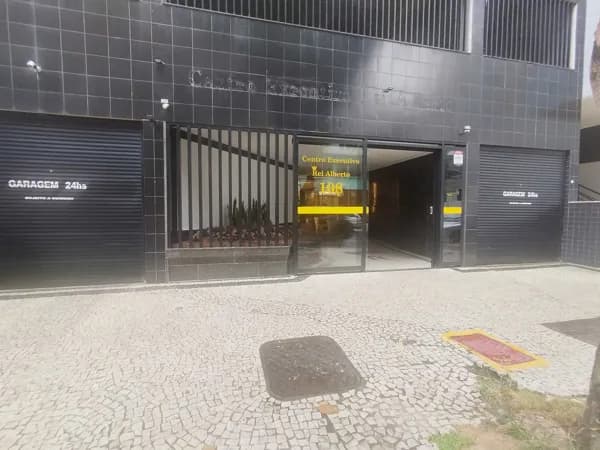 Sala Comercial na rua Rei Alberto centro de Juiz de Fora/MG