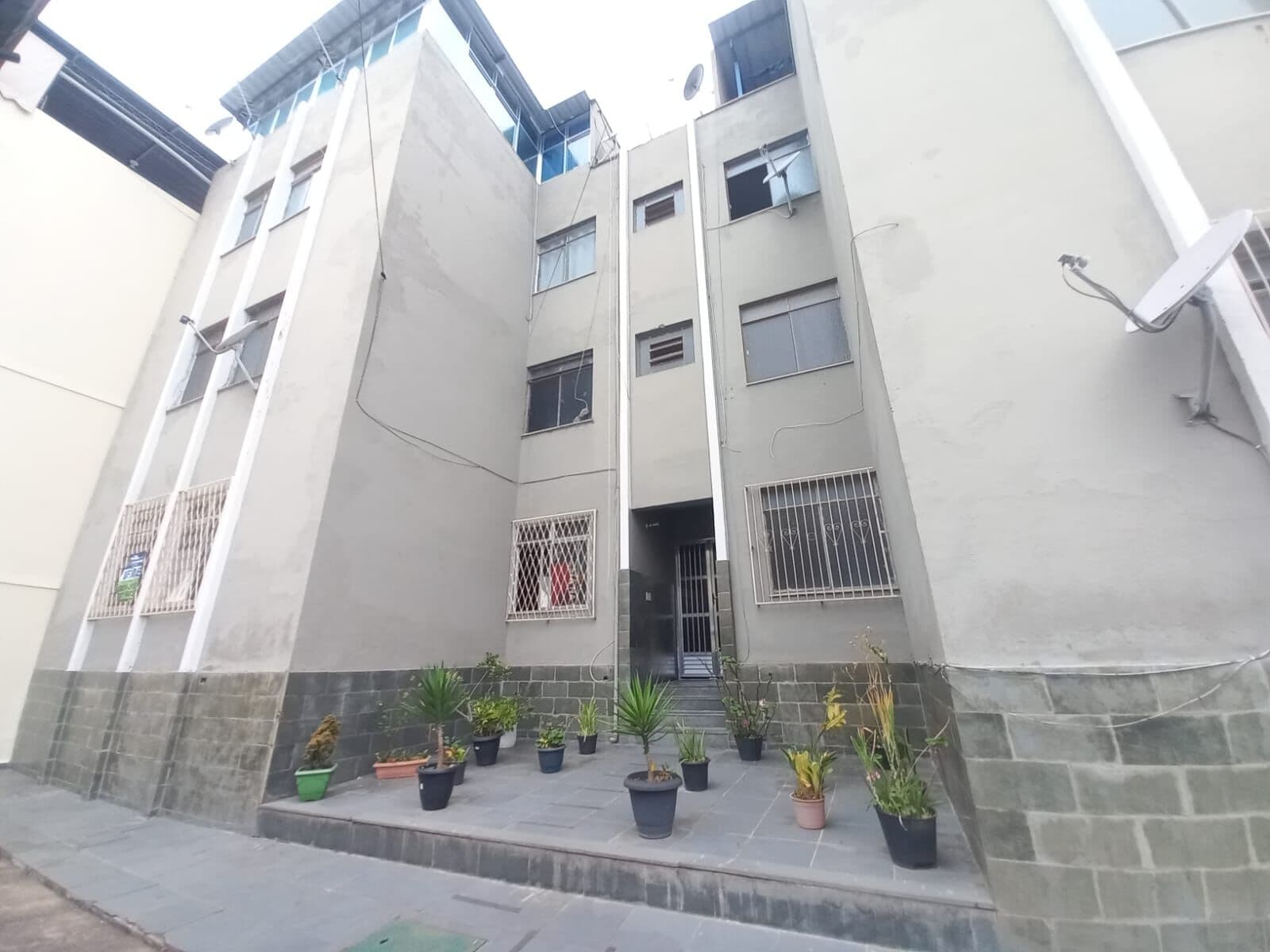 Apartamento em Cidade do Sol, Juiz de Fora/MG 3/4 POR R$ 280.000,00