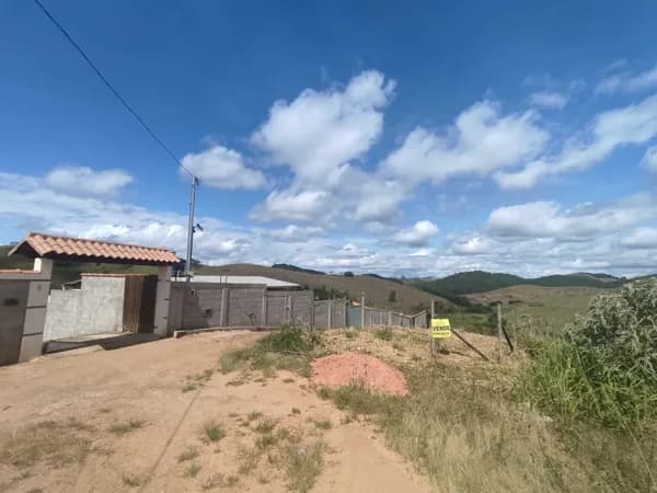 Lote no Colorado com incríveis 1.100m² estrada para Chacará - MG de R$60.000,00 por R$45.000,00
