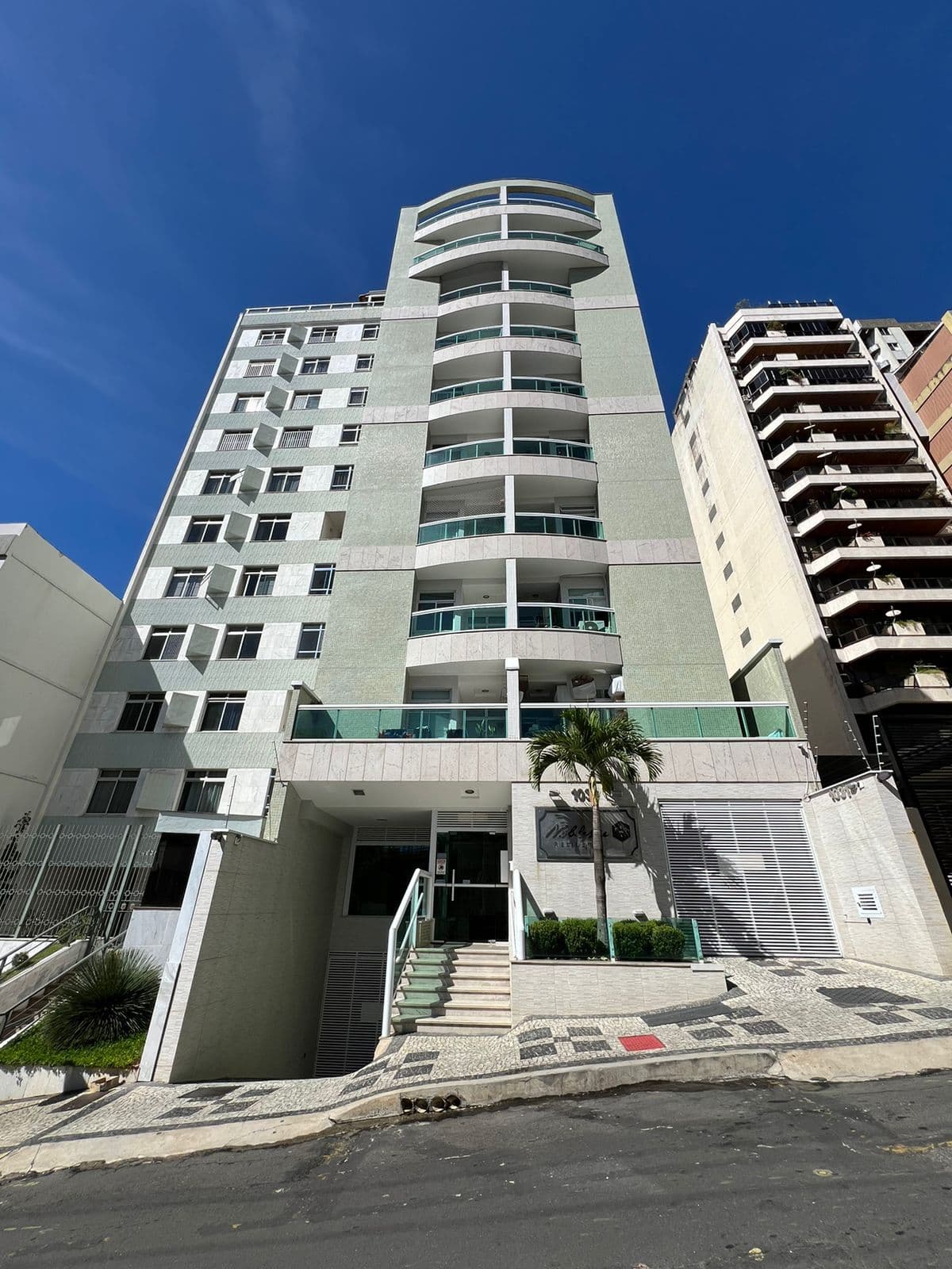 Apartamento Cobertura Duplex 1 quarto no bairro Santa Helena por R$450.000,00