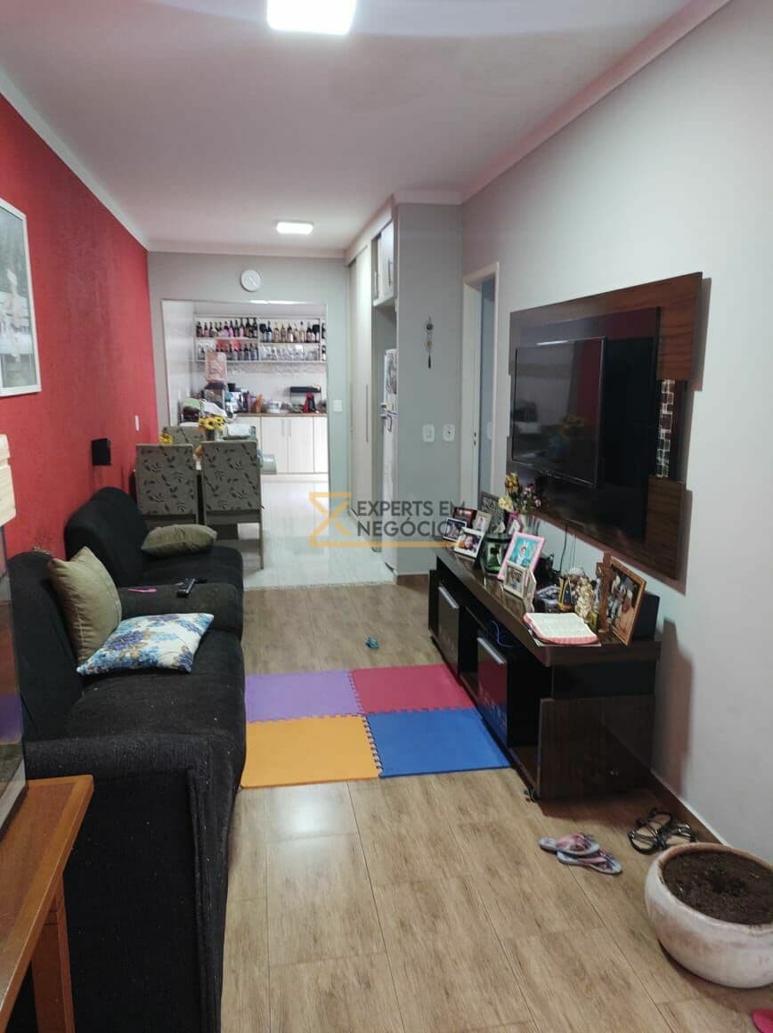 Casa de Condomínio em São Carlos - Jardim Ipanema