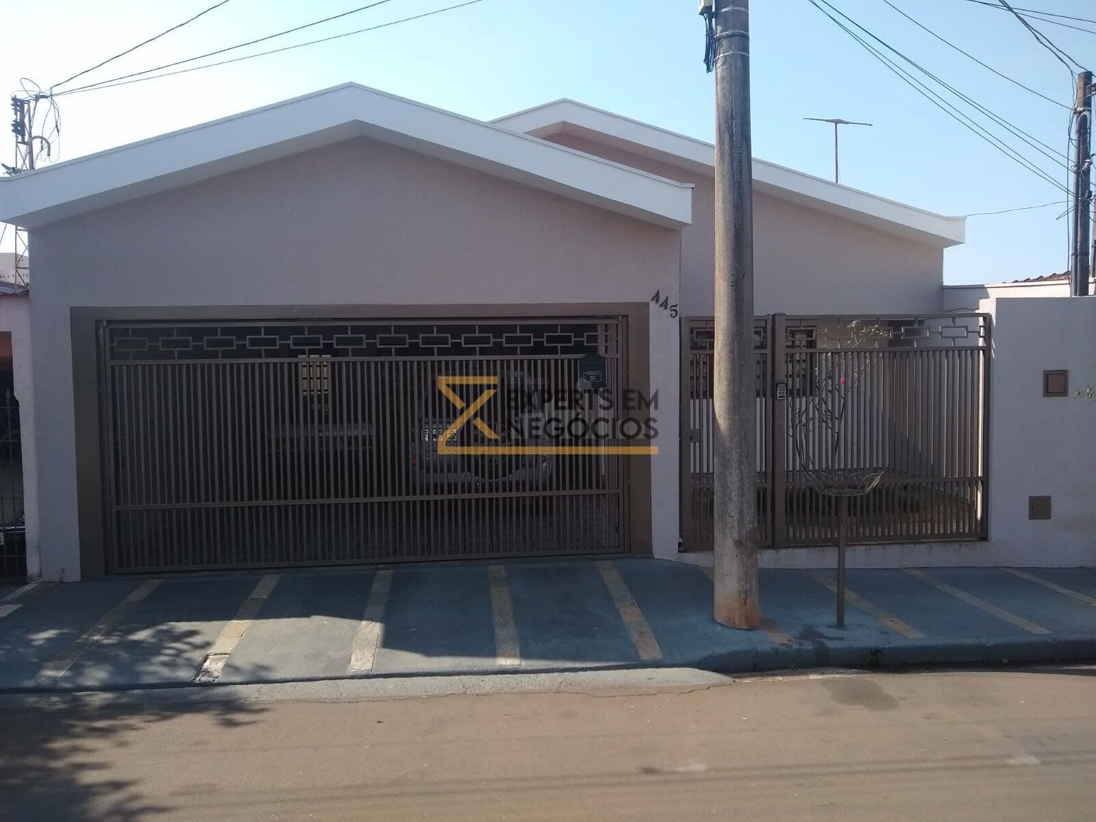 Casa no bairro Vila Monteiro (Gleba I) em São Carlos-SP